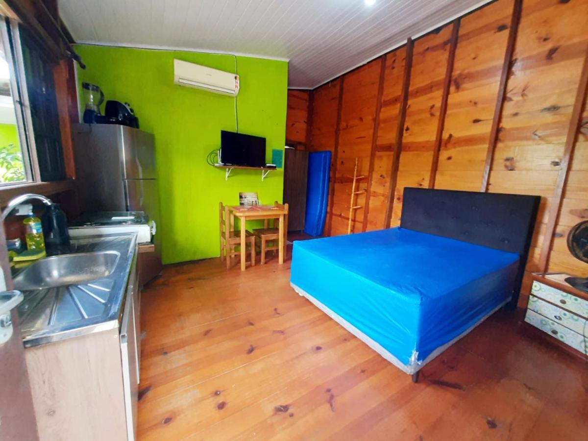 827 Chale Pe Na Areia, Completo Na Praia Do Estaleiro Em Ubatuba - 1 Dormitorio, 1 Banheiro, 1 Vaga De Garagem 외부 사진